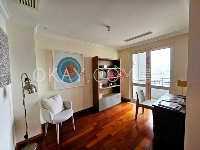 HK$ 127,000/ month, Block 4 (Nicholson) The Repulse Bay Southern District | Stylish 4 bedroom with sea views, balcony | Rental