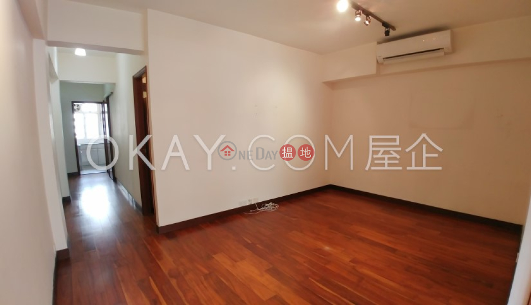 Charming 2 bedroom on high floor with rooftop | Rental | 187-193 Hennessy Road | Wan Chai District | Hong Kong Rental | HK$ 32,000/ month