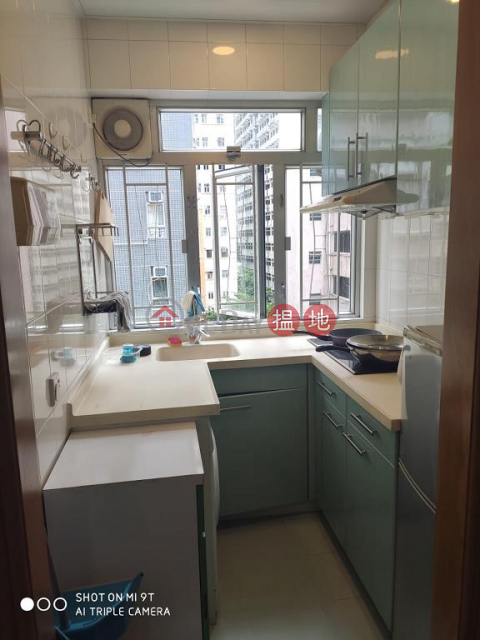 Flat for Rent in Sau Wa Court, Wan Chai, Sau Wa Court 秀華園 | Wan Chai District (H000383026)_0