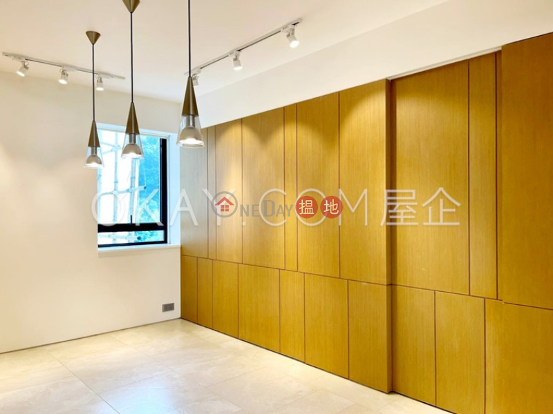 HK$ 73,000/ month, Block B Wilshire Towers Eastern District, Rare 4 bedroom with balcony & parking | Rental