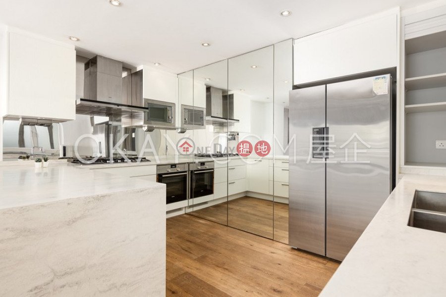 Luxurious 3 bedroom with balcony & parking | For Sale | 69A-69B Robinson Road | Western District | Hong Kong, Sales HK$ 35M