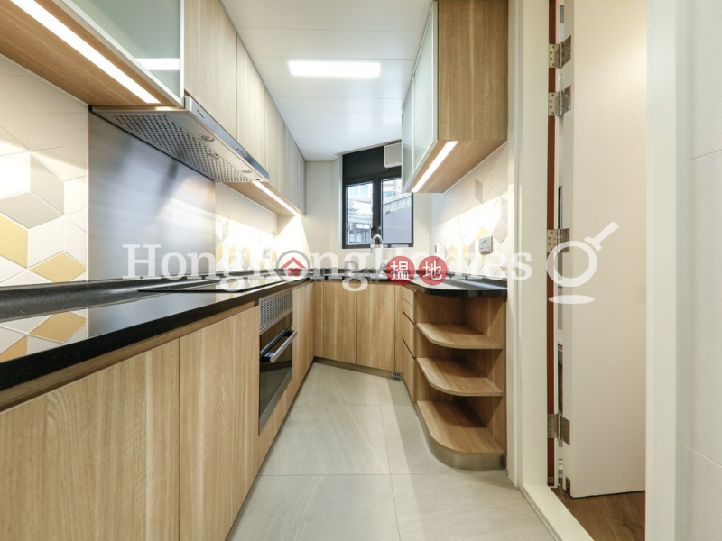 HK$ 53,500/ month C.C. Lodge, Wan Chai District | 3 Bedroom Family Unit for Rent at C.C. Lodge