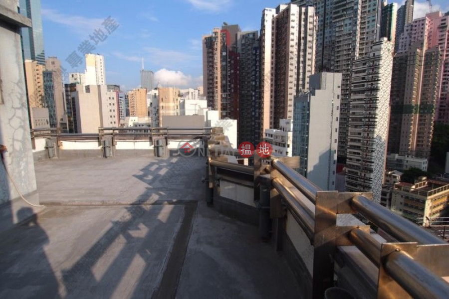 Roof-top for sale, Centre Mark 2 永業中心 Sales Listings | Western District (01b0111242)