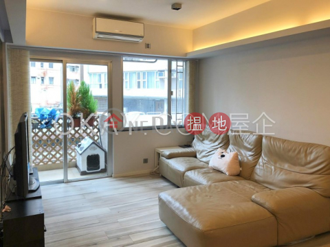 Tasteful 3 bedroom with balcony & parking | Rental | Village Tower 山村大廈 _0