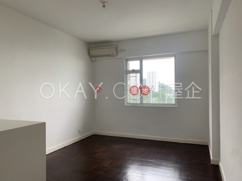 HK$ 75,000/ month Scenic Villas Western District Efficient 4 bedroom with balcony & parking | Rental