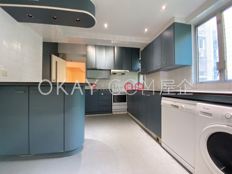 HK$ 31M, Medallion Heights Western District, Stylish 3 bedroom with balcony & parking | For Sale