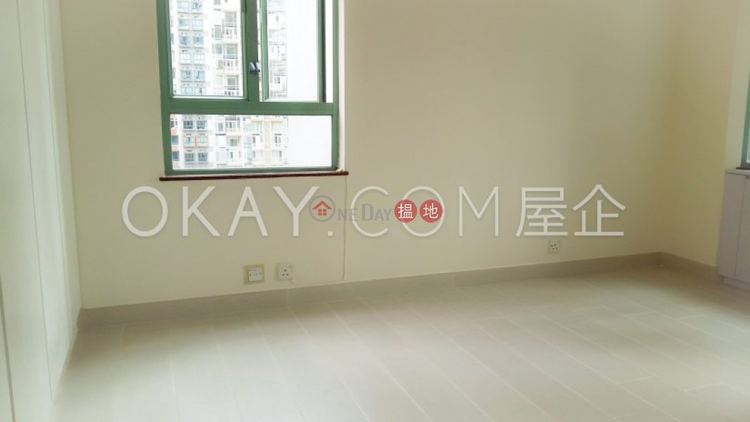 Elegant 3 bedroom in Mid-levels West | Rental, 2 Seymour Road | Western District, Hong Kong | Rental | HK$ 36,000/ month