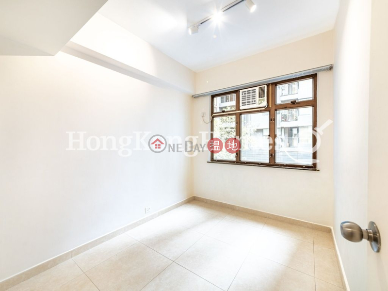 Property Search Hong Kong | OneDay | Residential, Sales Listings | 3 Bedroom Family Unit at Tak Mansion | For Sale