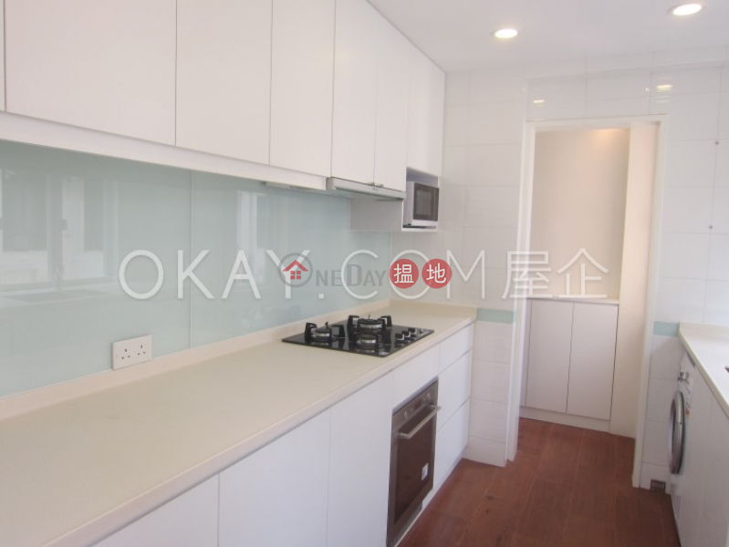 Efficient 3 bedroom on high floor with balcony | Rental | 38A Kennedy Road 堅尼地道38A號 Rental Listings