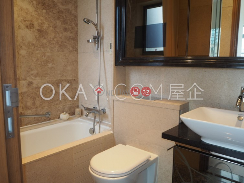 Lovely 3 bedroom with balcony & parking | Rental | Serenade 上林 Rental Listings