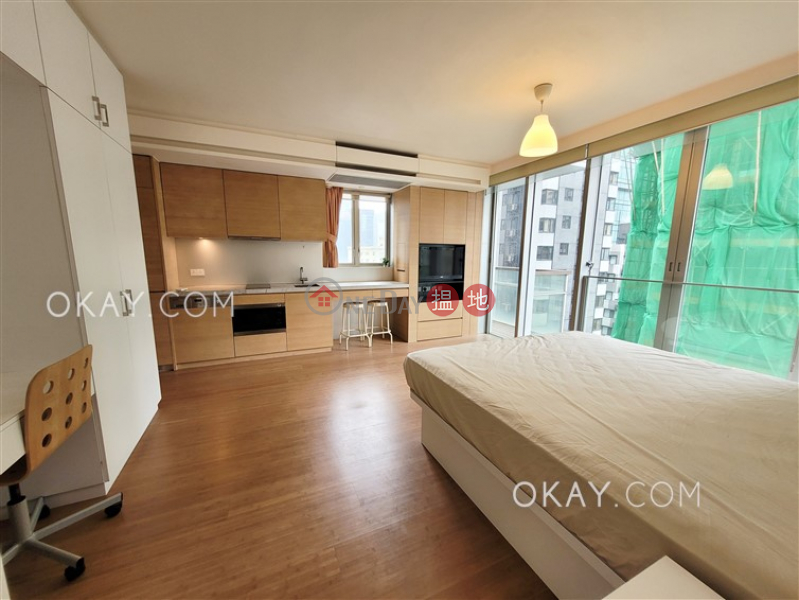 Lovely with balcony in Wan Chai | For Sale | 5 Star Street 星街5號 Sales Listings