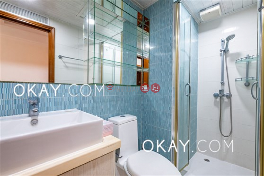 Nicely kept 3 bedroom with balcony & parking | Rental, 550-555 Victoria Road | Western District | Hong Kong, Rental | HK$ 44,500/ month