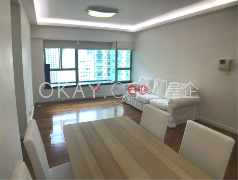 Popular 3 bedroom in Wan Chai | For Sale, Royal Court 皇朝閣 Sales Listings | Wan Chai District (OKAY-S35947)