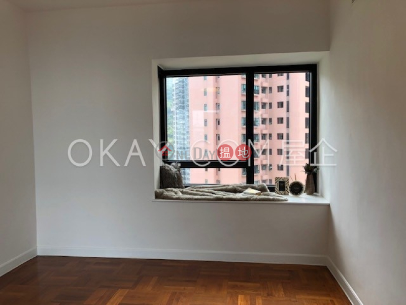 Beautiful 2 bed on high floor with balcony & parking | Rental | Queen\'s Garden 裕景花園 Rental Listings