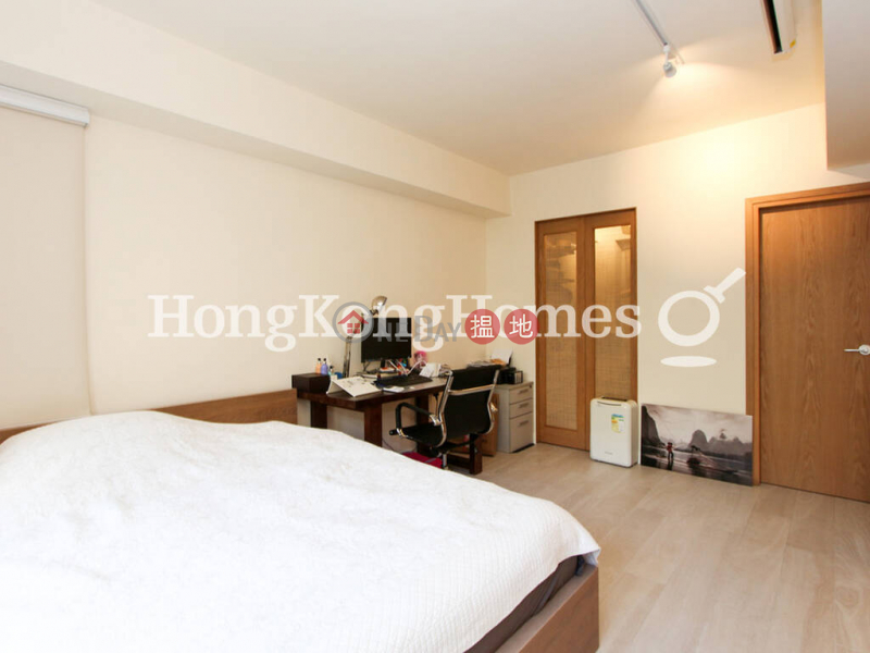 HK$ 15.5M | Pine Gardens Wan Chai District | 1 Bed Unit at Pine Gardens | For Sale