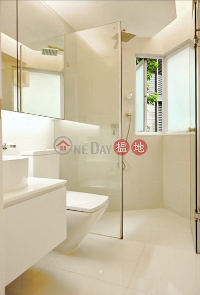 時尚一房單位，有靚天台，近自動扶手電梯，寧靜方便|衛城閣(Windsor Court)出售樓盤 (RITAP-1613204174)