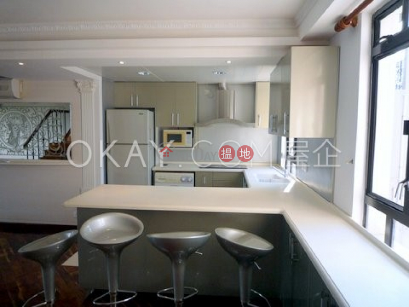 HK$ 29M, Block 3 Casa Bella | Sai Kung, Rare 3 bedroom with sea views & parking | For Sale