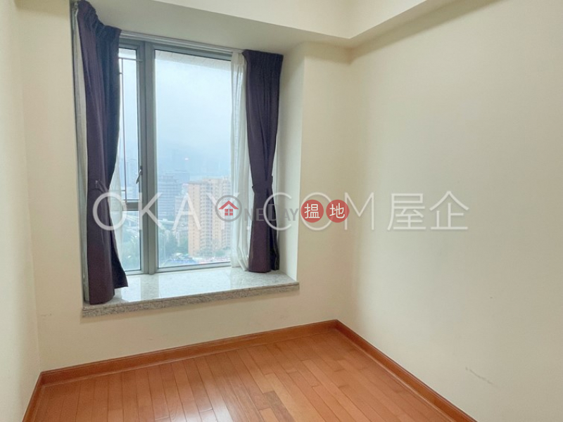 Charming 3 bedroom on high floor with balcony | Rental | Parc Palais Block 5 & 7 君頤峰 5 & 7座 Rental Listings