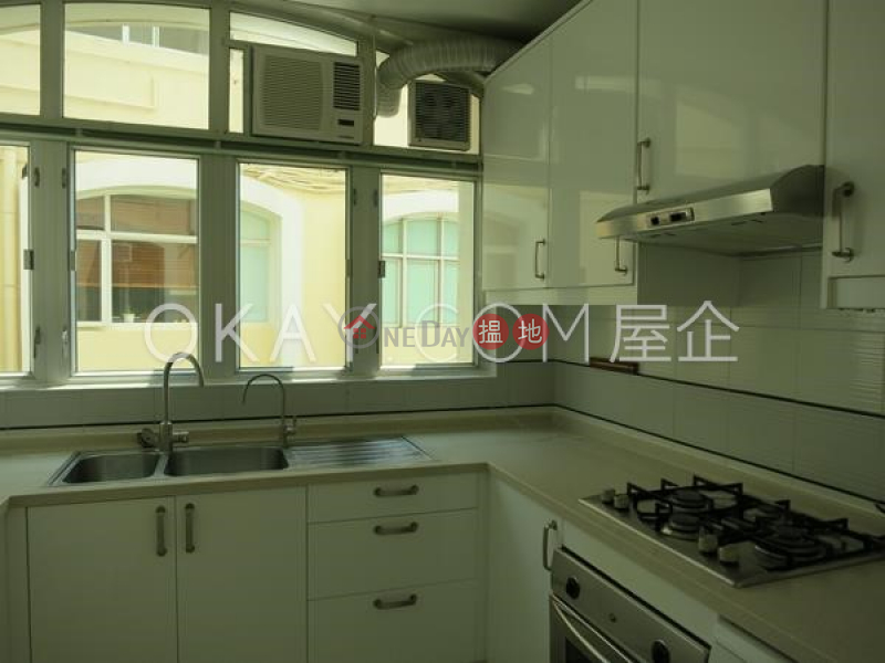 HK$ 120,000/ month Redhill Peninsula Phase 2 Southern District Gorgeous house with sea views, rooftop & balcony | Rental