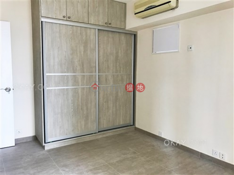 Unique 3 bedroom in Mid-levels West | Rental | Excelsior Court 輝鴻閣 Rental Listings