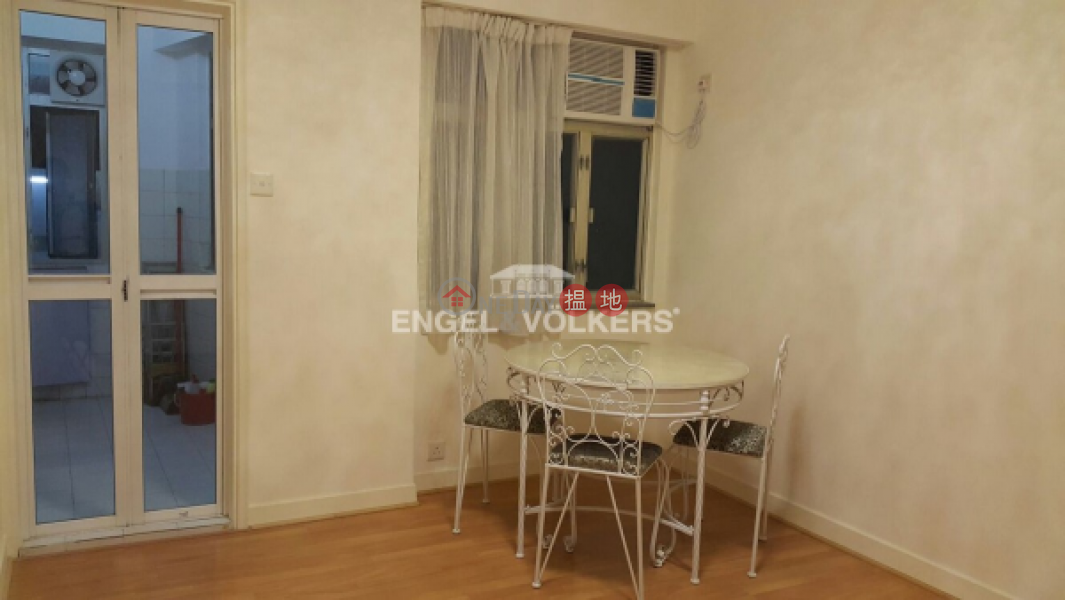 1 Bed Flat for Rent in Mid Levels West, Hing Wah Mansion 興華大廈 Rental Listings | Western District (EVHK10611)