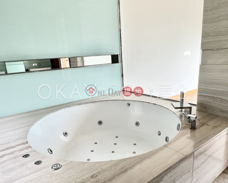 Unique 3 bedroom with sea views & balcony | For Sale | Positano on Discovery Bay For Rent or For Sale 愉景灣悅堤出租和出售 Sales Listings