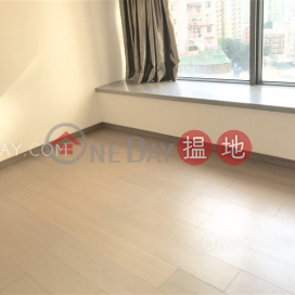 Popular 2 bedroom on high floor with balcony | For Sale | Centre Point 尚賢居 _0