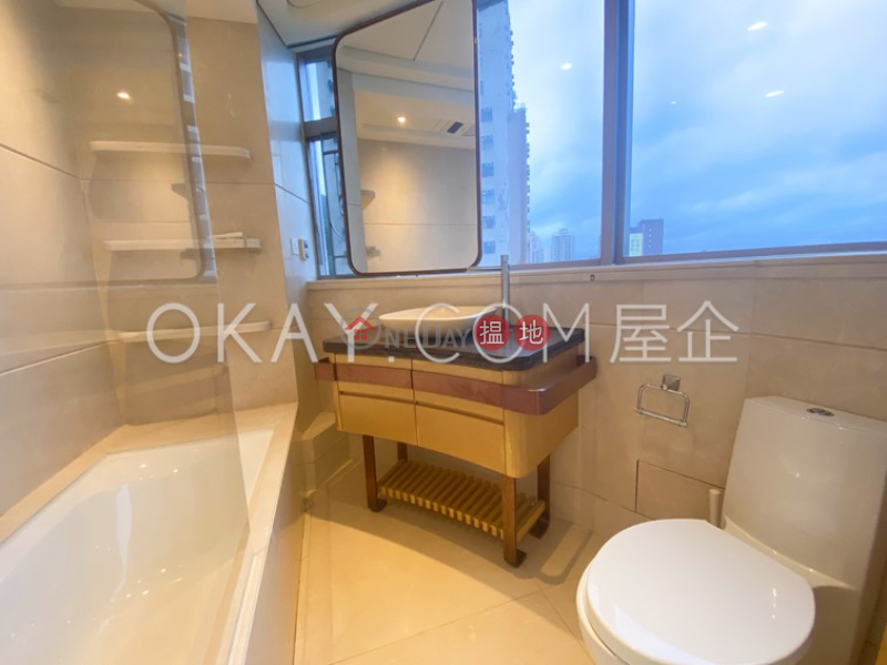 Gorgeous 3 bedroom with balcony | Rental, Cadogan 加多近山 Rental Listings | Western District (OKAY-R211450)