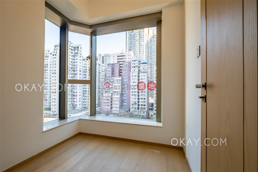 HK$ 58,000/ month | Harbour Glory Tower 3 Eastern District | Luxurious 3 bedroom with balcony | Rental