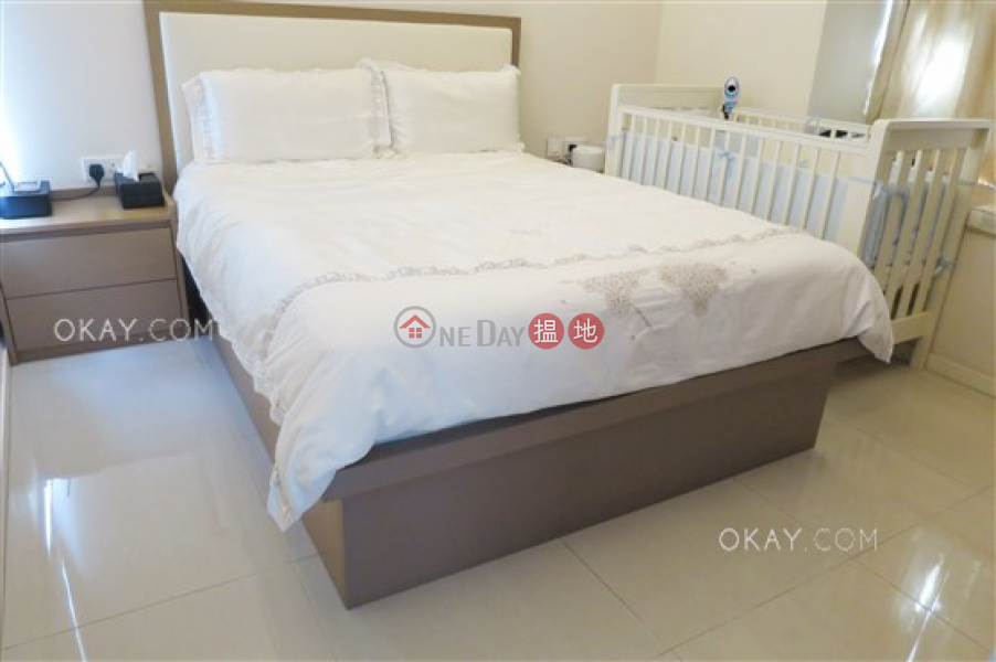 HK$ 45,000/ month | Lyttelton Garden Western District | Popular 3 bed on high floor with harbour views | Rental