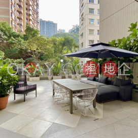 Beautiful 3 bedroom with terrace & parking | Rental