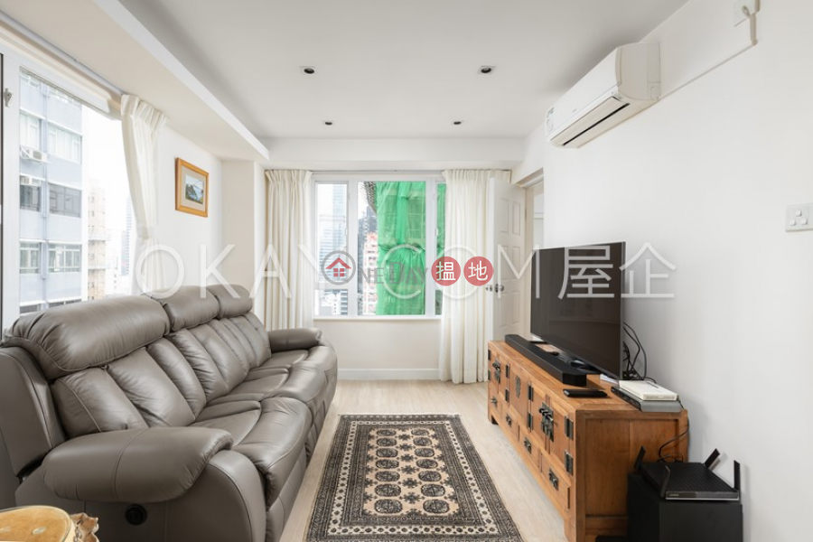 Property Search Hong Kong | OneDay | Residential | Sales Listings Popular 2 bedroom in Mid-levels West | For Sale