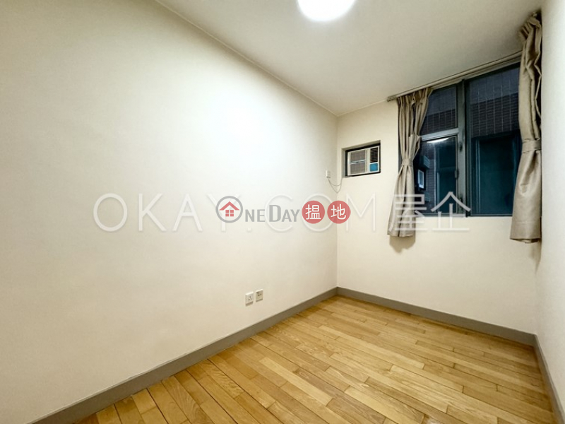 Lovely 2 bedroom on high floor | For Sale | Queen\'s Terrace 帝后華庭 Sales Listings