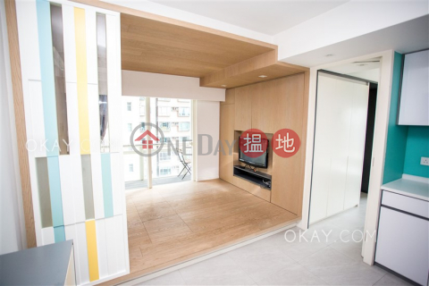 Charming 1 bedroom with balcony | Rental, Centrestage 聚賢居 | Central District (OKAY-R50732)_0
