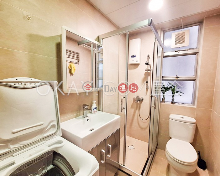 HK$ 42,000/ month | Block C Dragon Court, Eastern District, Efficient 3 bedroom with balcony & parking | Rental