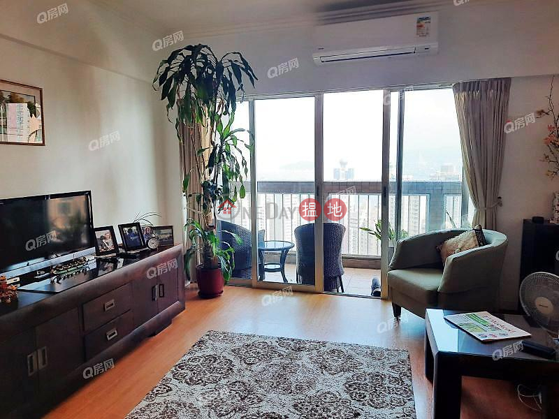 HK$ 55,000/ month, Realty Gardens | Western District, Realty Gardens | 3 bedroom Mid Floor Flat for Rent
