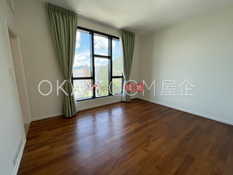 HK$ 79,000/ month Helene Tower | Southern District Stylish 3 bed on high floor with sea views & parking | Rental