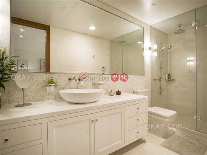 HK$ 128,000/ month | Kennedy Apartment | Central District Luxurious 3 bedroom with terrace & parking | Rental