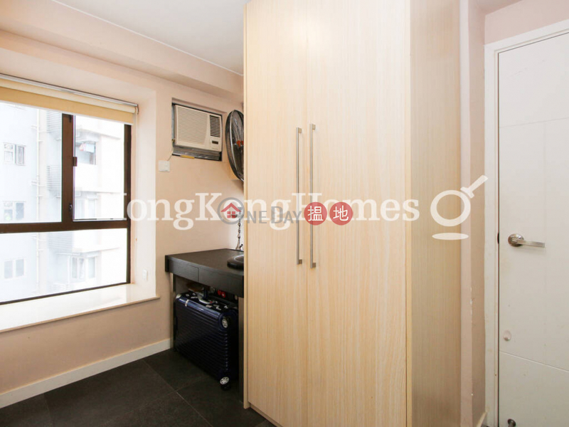 HK$ 27,000/ month Smiling Court Western District, 2 Bedroom Unit for Rent at Smiling Court