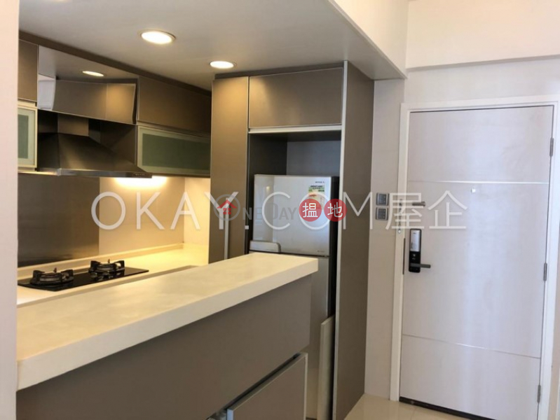 HK$ 26,500/ month | Chee On Building, Wan Chai District Tasteful 2 bedroom with sea views | Rental