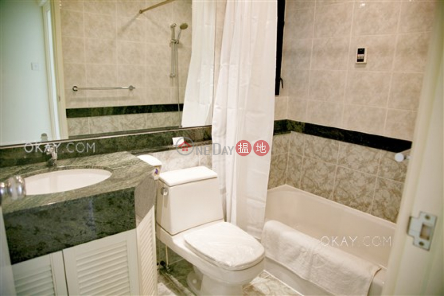Elegant 3 bedroom on high floor with parking | Rental | 150 Kennedy Road 堅尼地道150號 Rental Listings