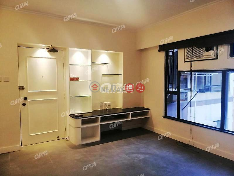 HK$ 30,000/ month, Cameo Court Central District Cameo Court | 2 bedroom Mid Floor Flat for Rent