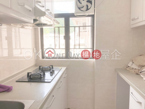 Gorgeous 3 bedroom on high floor with balcony & parking | Rental | Hawthorn Garden 荷塘苑 _0