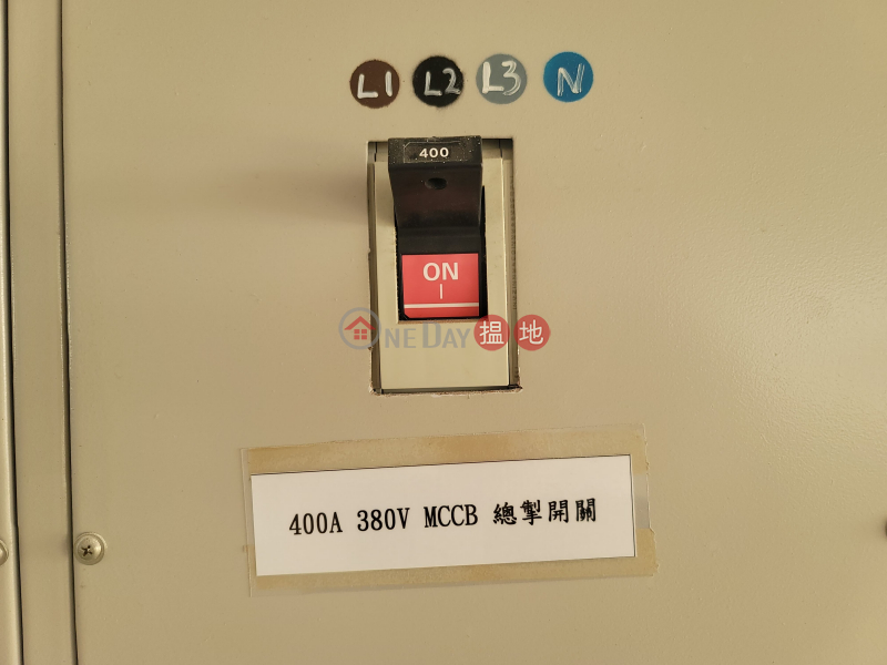 It is a self contained community integrating various industries with full sea view | Oceanic Industrial Centre 海灣工貿中心 Rental Listings