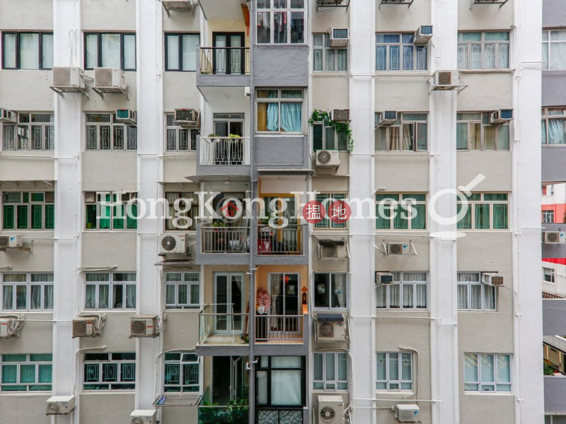 Property Search Hong Kong | OneDay | Residential Rental Listings 3 Bedroom Family Unit for Rent at Causeway Bay Mansion