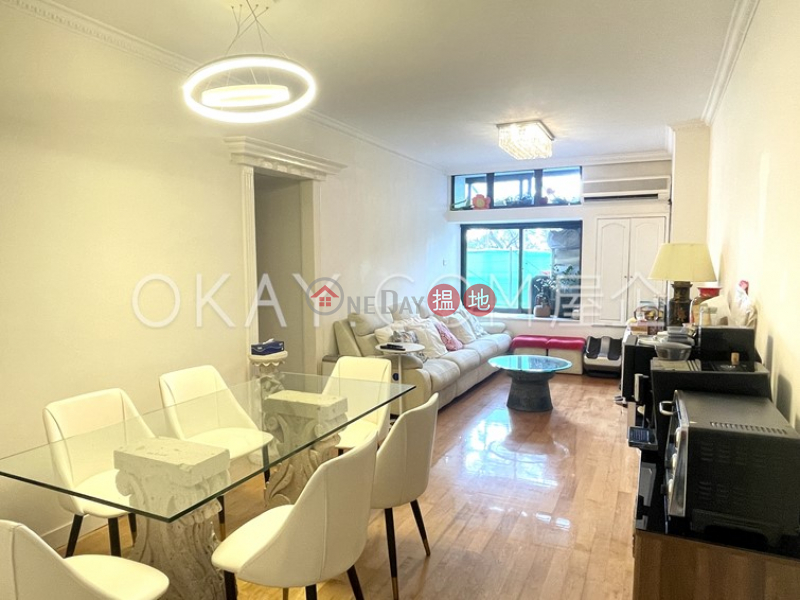 Generous 3 bedroom with terrace | For Sale | Wonderland Villas Estate Block 3 華景山莊3座 Sales Listings
