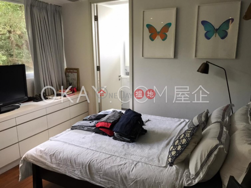 HK$ 40M | 18-24 Bisney Road Western District Lovely penthouse with rooftop & parking | For Sale