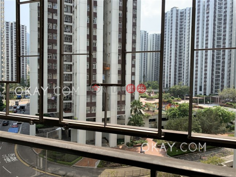 Luxurious 3 bedroom with balcony | Rental | (T-42) Wisteria Mansion Harbour View Gardens (East) Taikoo Shing 太古城海景花園碧藤閣 (42座) Rental Listings