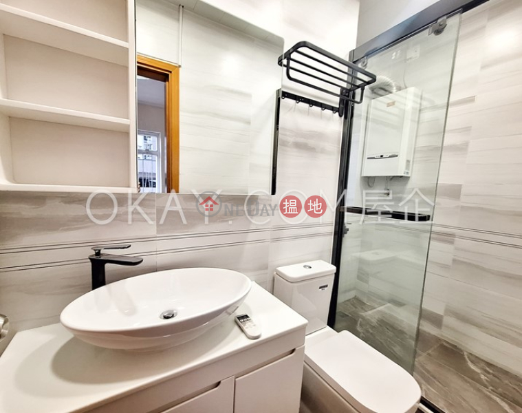 Luxurious 3 bedroom with parking | For Sale | Coral Court Block B-C 珊瑚閣 B-C座 Sales Listings