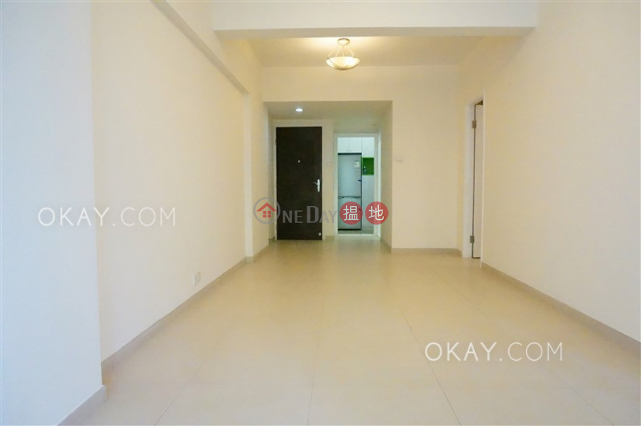 Practical 2 bedroom in Wan Chai | Rental, Wing Cheong Building 永昌大廈 Rental Listings | Wan Chai District (OKAY-R324544)